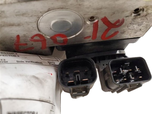 2000-2002 Toyota Celica ABS Anti-Lock Brake Booster Actuator Pump Assembly OEM