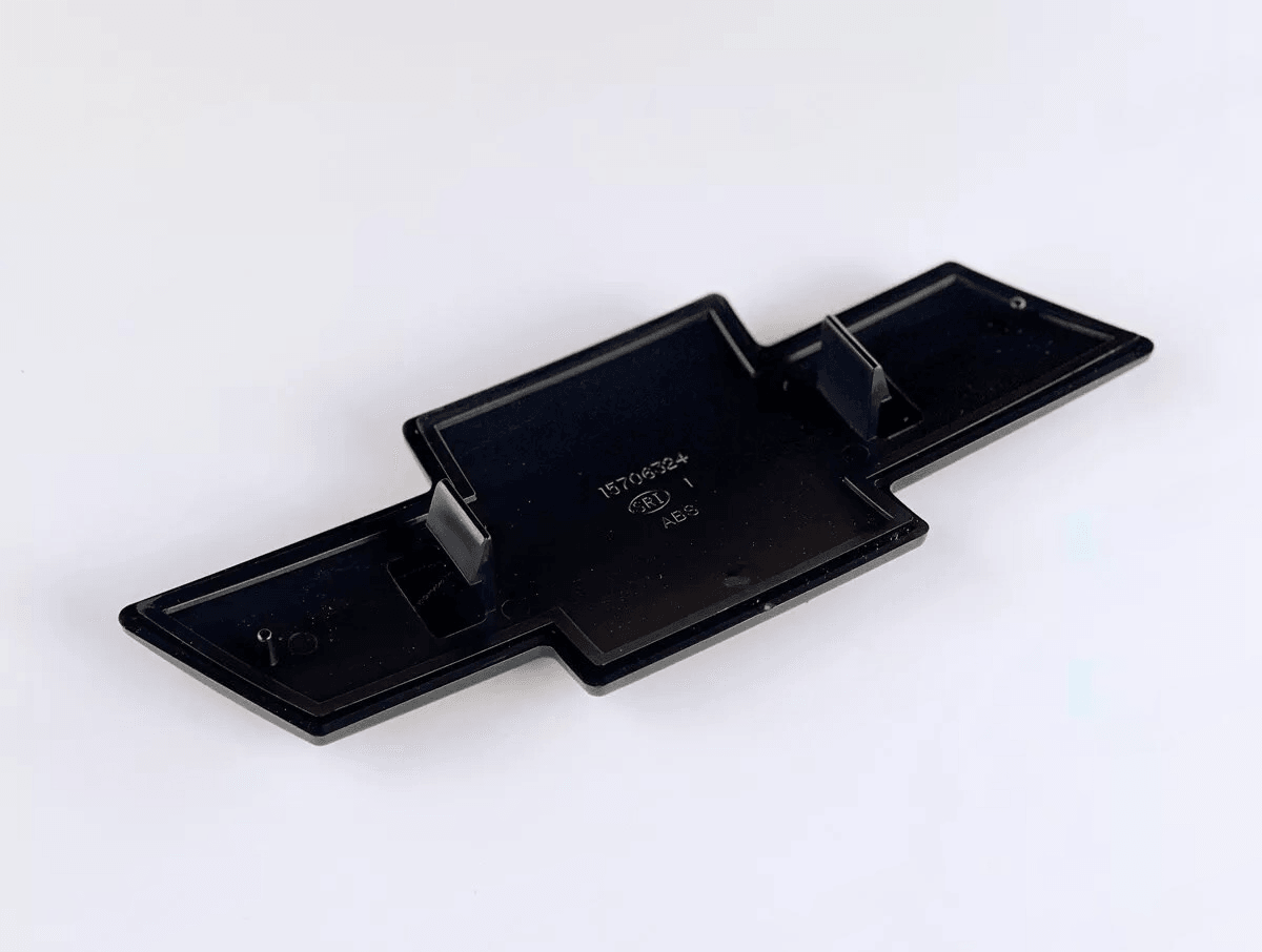 FrontGrillEmblemBowtieforChevroletSilverado1999_2002_Tahoe_Suburban2000_2006_2 - Elite Auto Spare