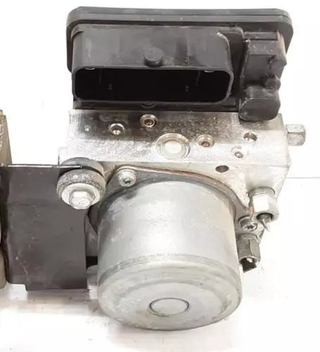 2020 Nissan Kicks ABS Anti Lock Brake Actuator Pump Assembly OEM