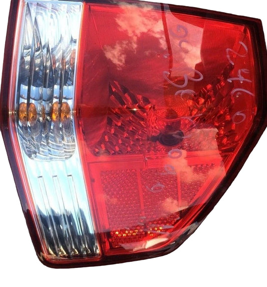 2009-2011 Kia Borrego Taillight Right Passenger Quarter Right Taillamp