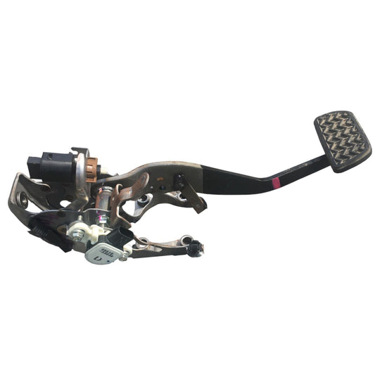 2012-2016 TOYOTA PRIUS C NHP10 5-Door Hatch Brake Pedal with Sensor 89510-33030