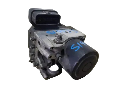 2004 2005 Toyota RAV-4 ABS Brake Module and Pump Assembly