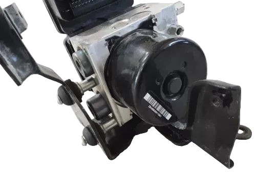 2014-2019 Nissan froniter 4x2 ABS Anti-Lock Brake Pump Assembly 4 Cylinder AT OEM